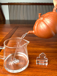 the pour of the collectible teapot named pumpkin is excellent