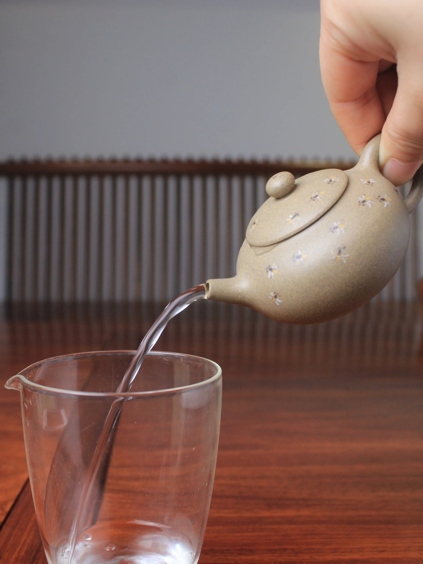 perfect pour of the small yixing zisha teapot
