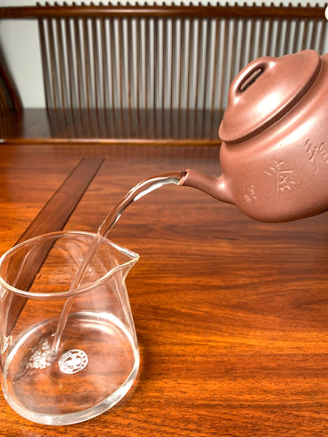 the pour of the collectible teapot is excellent