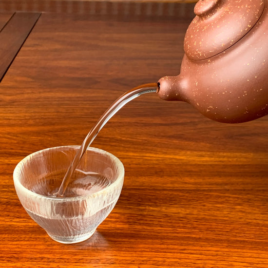 the perfect pour of the yxing zisha teapot