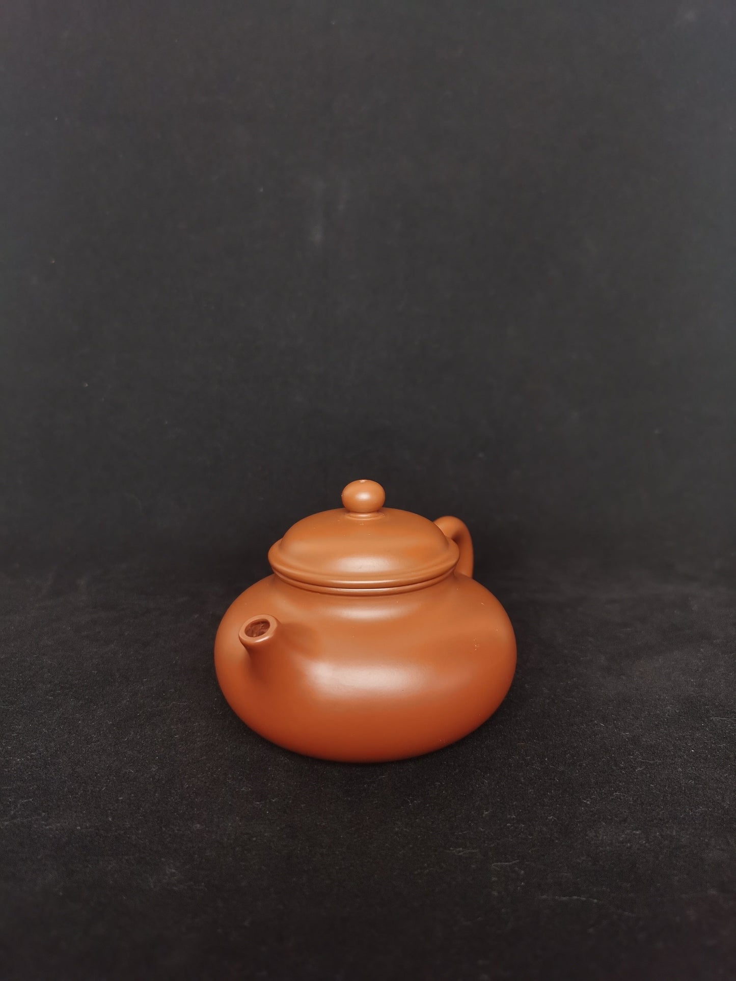 Siyutao Rong Tian handcrafted 120ml yixing teapot - SiYuTao Teapot