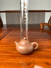 the capacity of the zisha teapot is 182ml