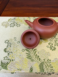 teapot mark of potter yuan ting in the lid