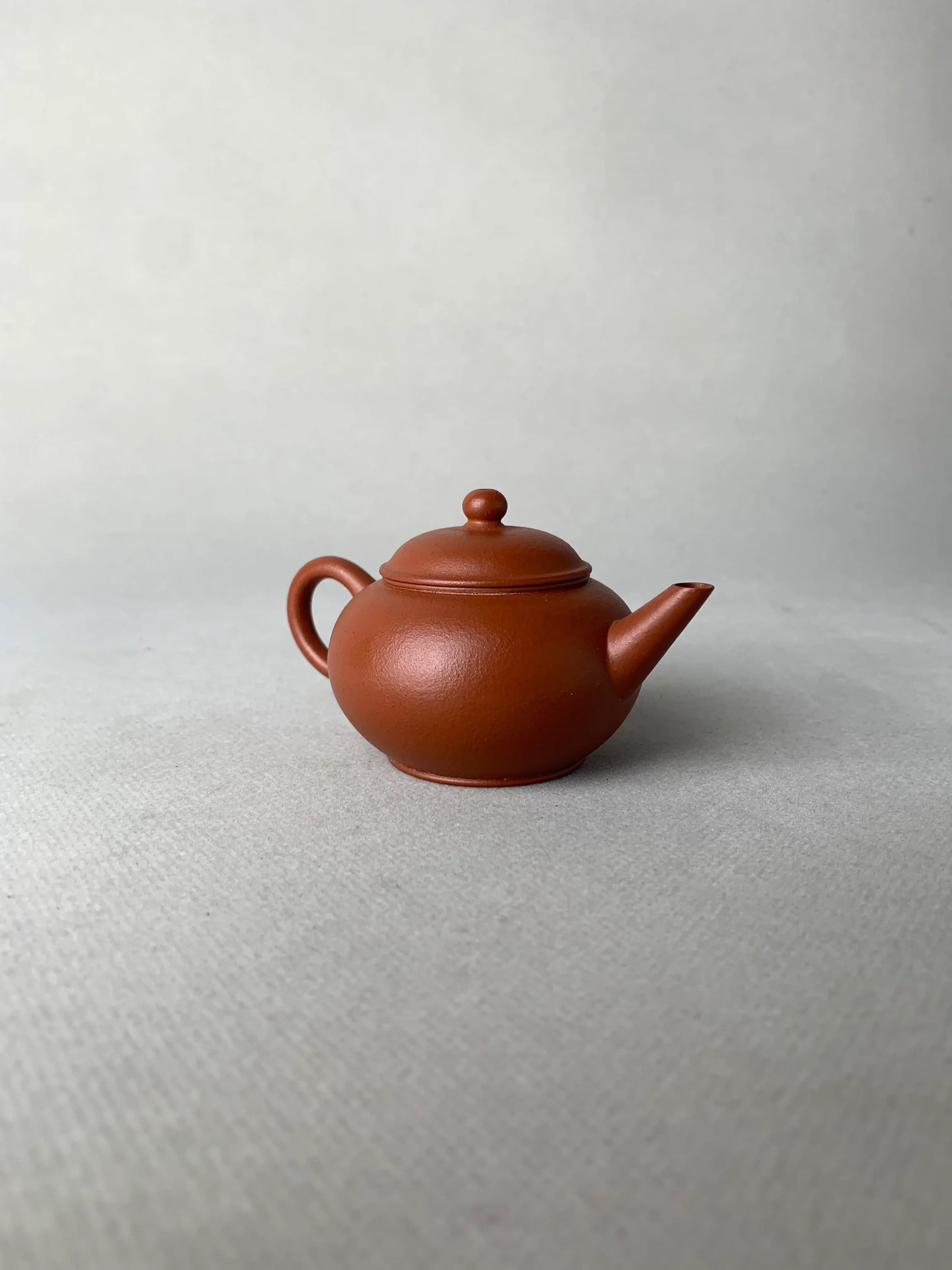 the left view of the small yixing teapot