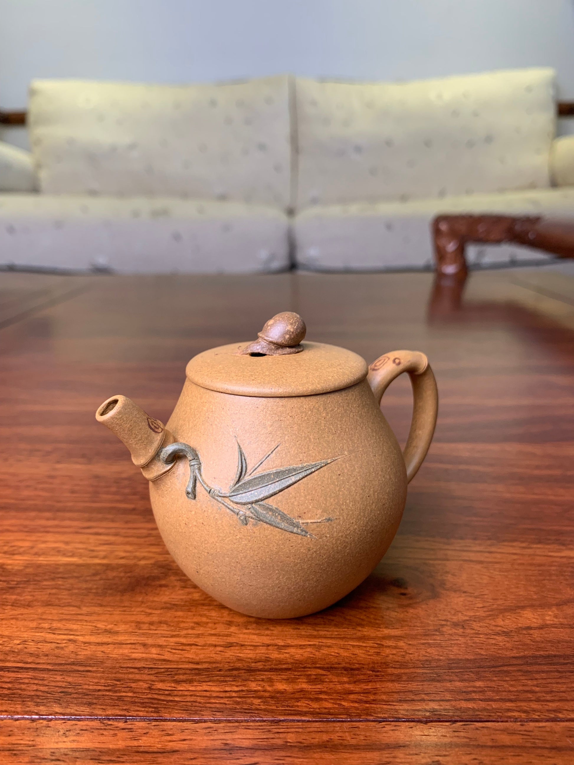 Handmade pottery teapot snail teapot fully handmade detail