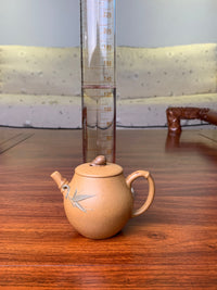 Handmade pottery teapot snail teapot fully handmade detail 4