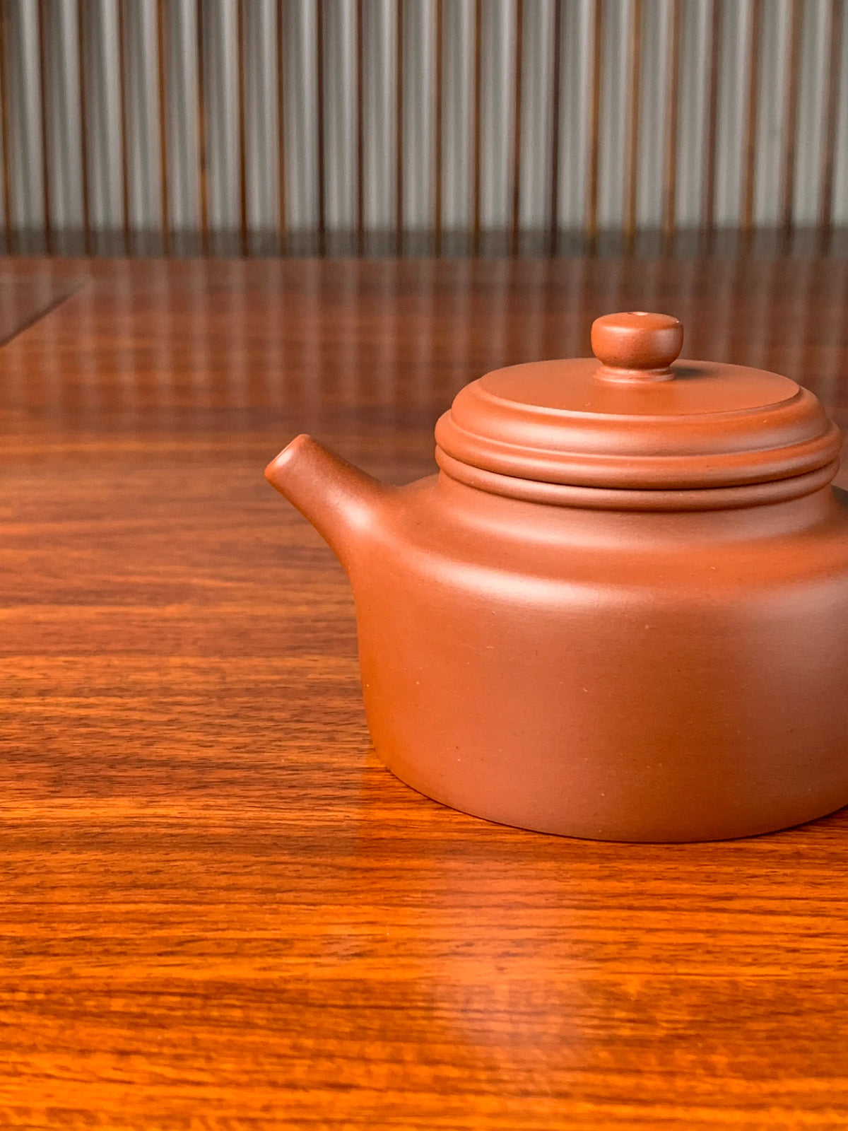 the spout of the collectible teapot de zhong