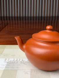 From the front, the spout has a full, vibrant quality that speaks of fine craftsmanship.