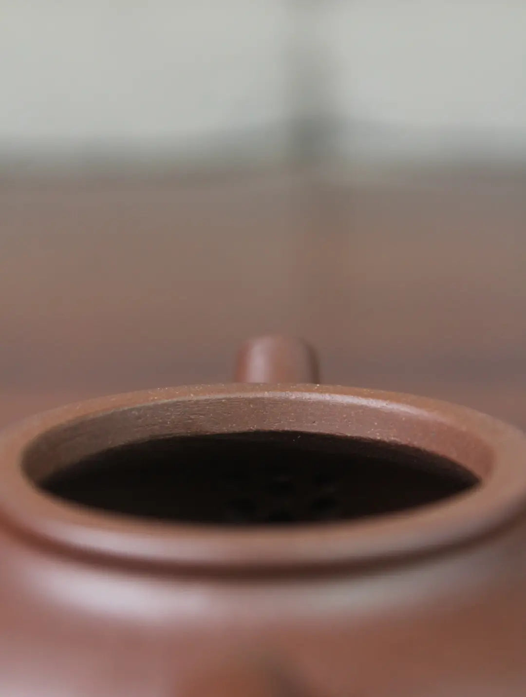 the mouth of the zisha teapot