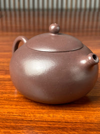 Up close, you can clearly see the texture of the zisha teapot