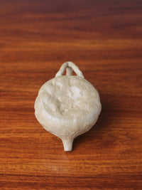 the teapot bottom of the handmade yixing teapot named gong chun