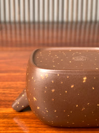 Visible seam traces from the hand‑made bottom slab on the Zisha teapot