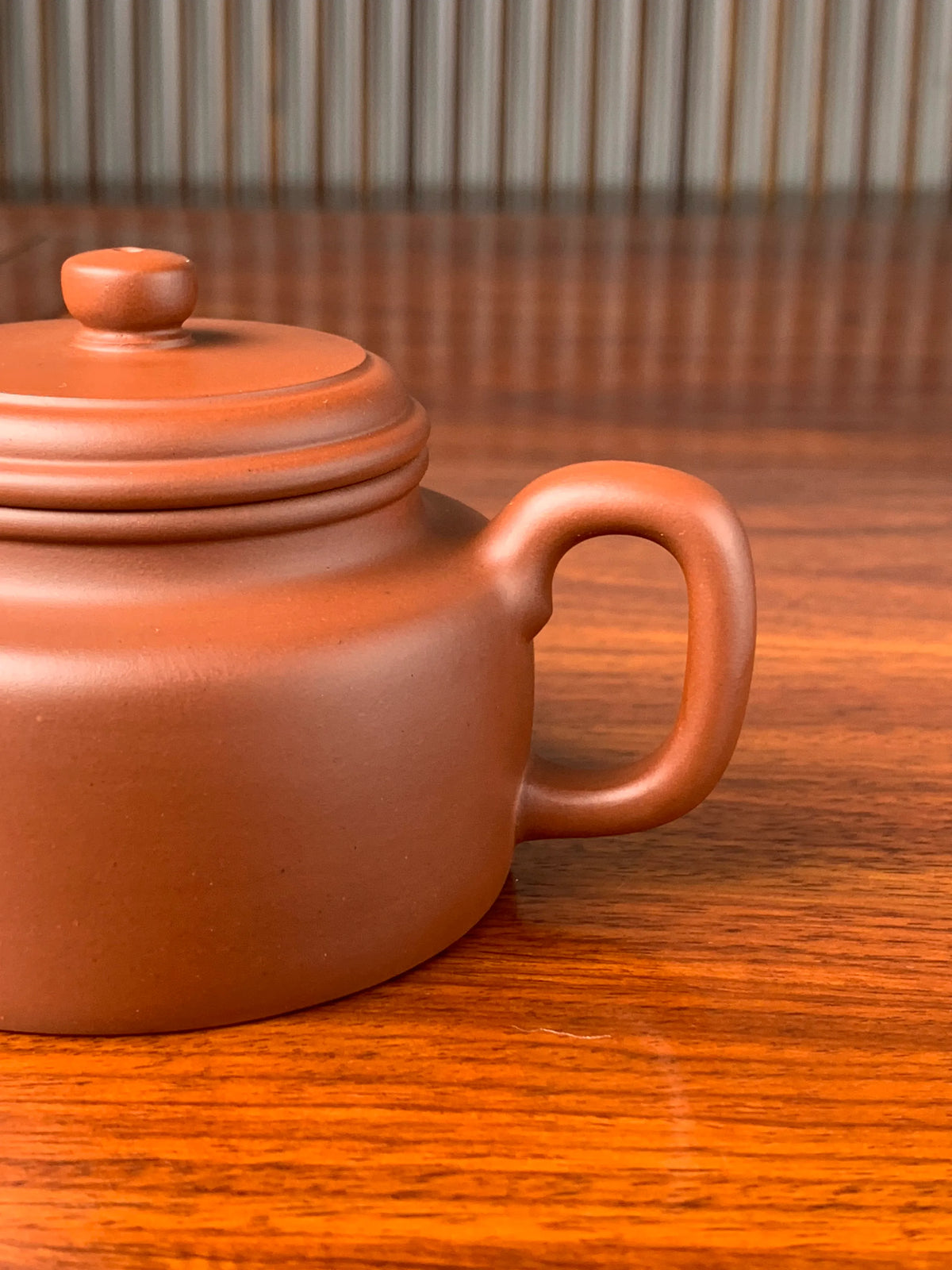 the teapot handle of the collectible teapot de zhong