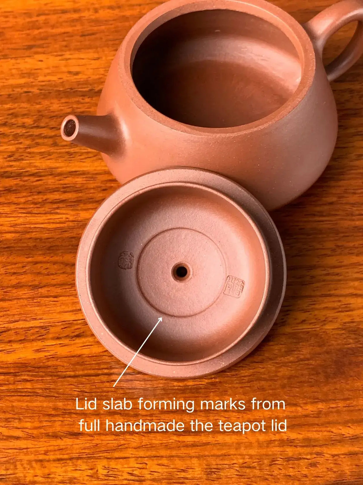 Lid slab forming marks from full handmade the teapot lid
