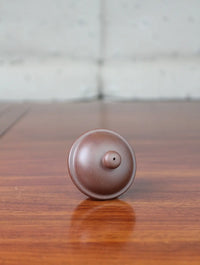 the lid of zisha teapot rong tian