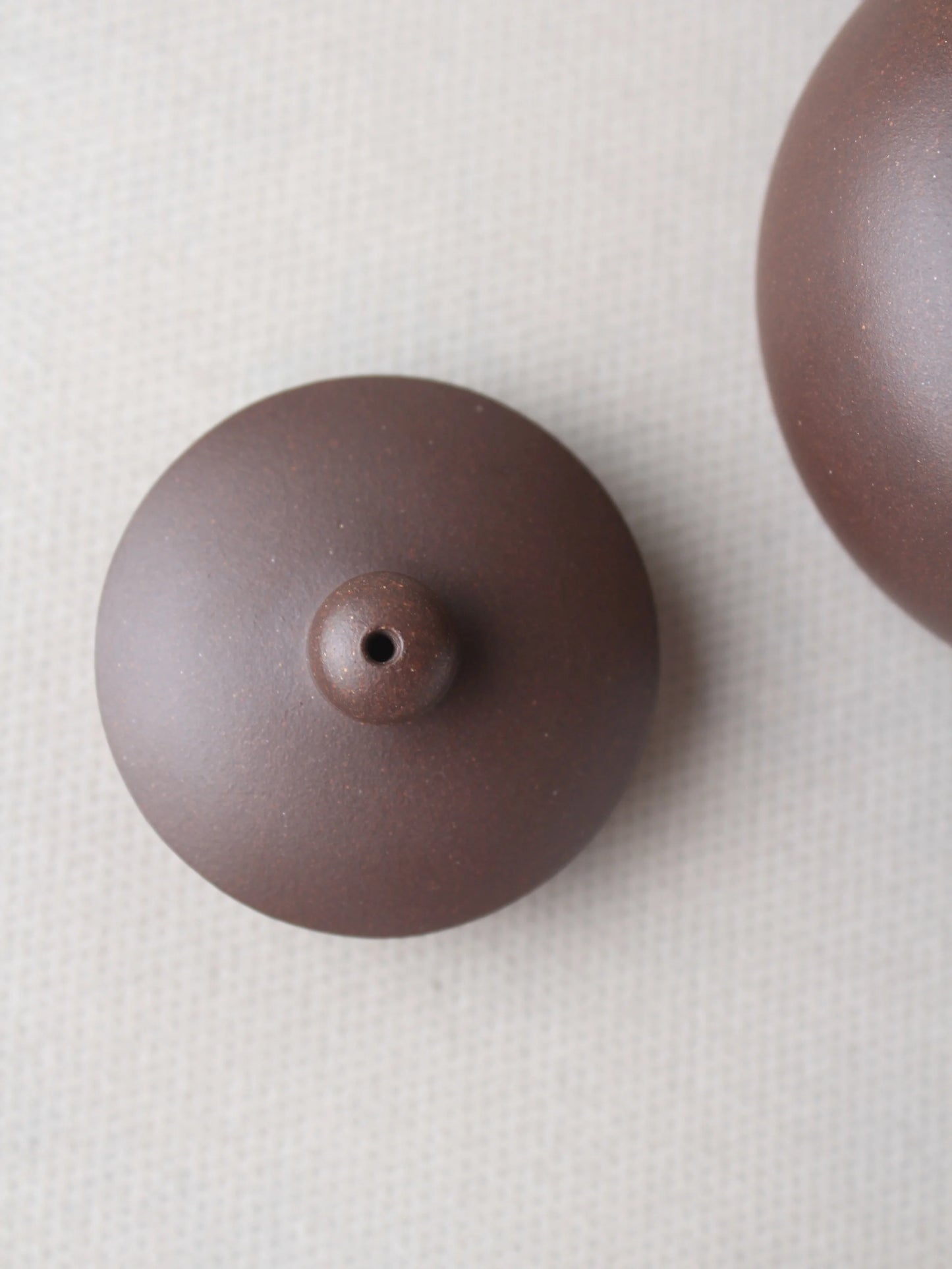 the lid of the yixing zisha teapot xishi