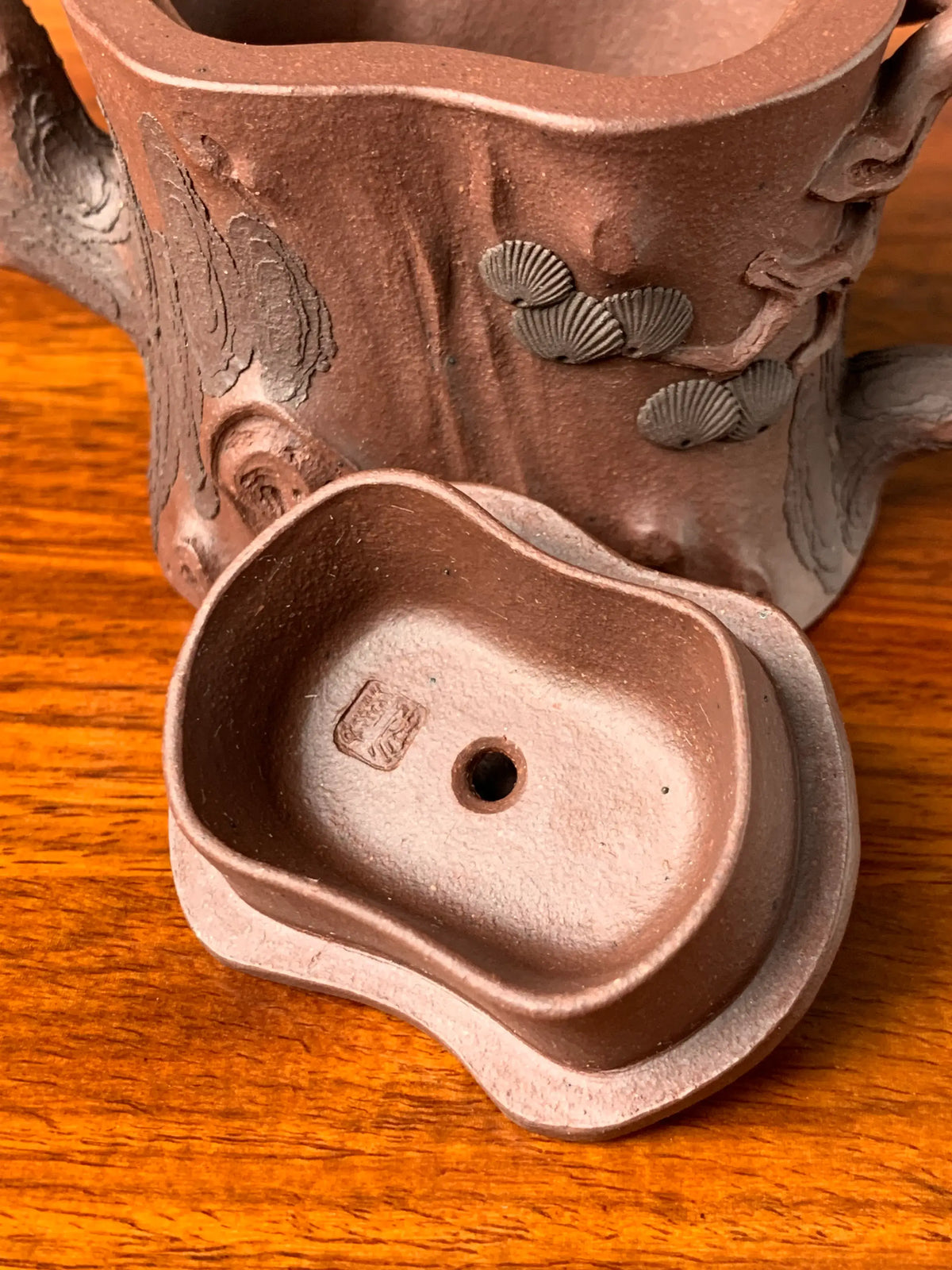 the teapot lid mark in the teapot lid
