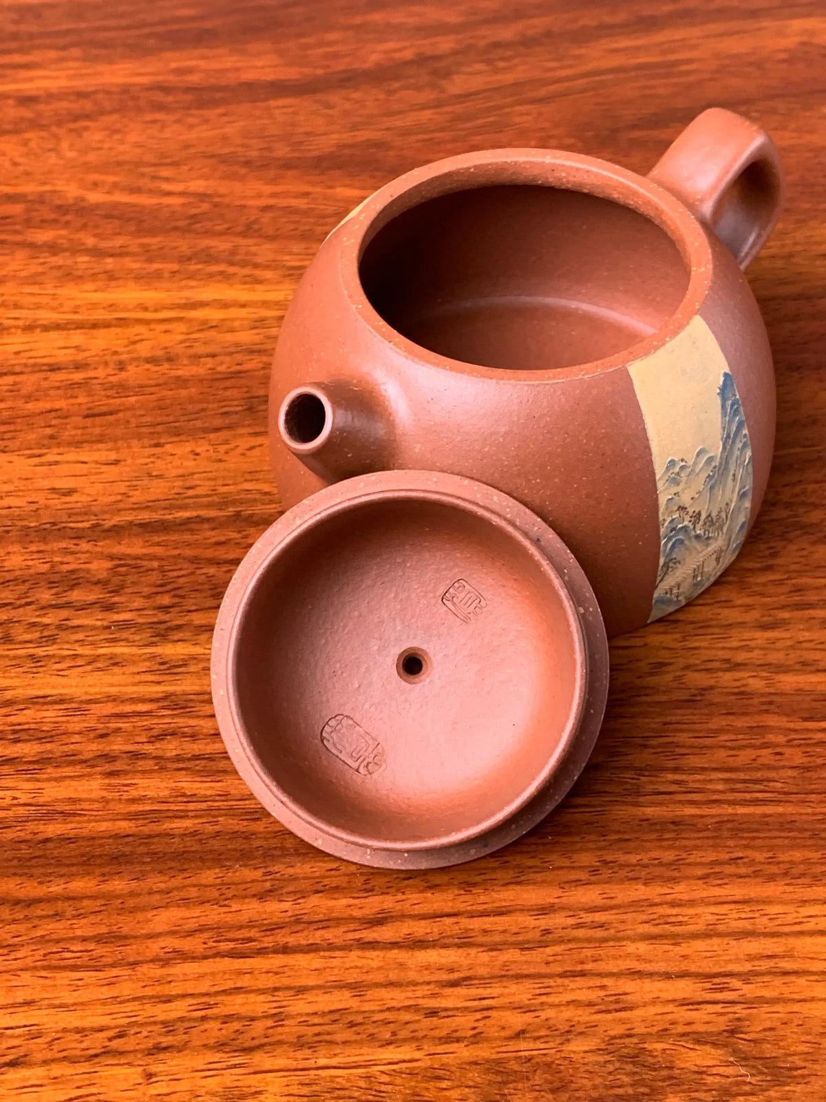 teapot marks in the teapot artwork