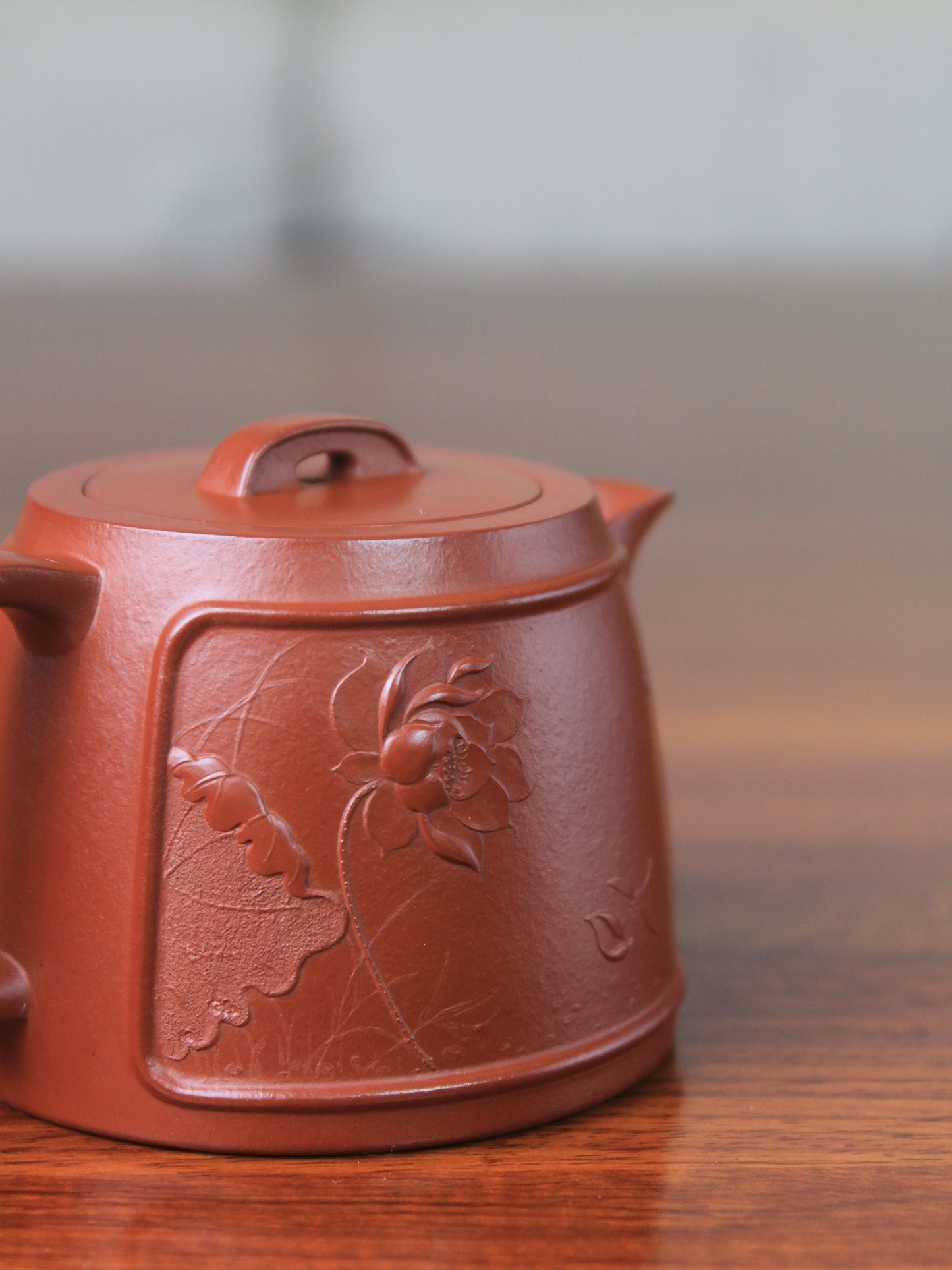 Back pattern of the Vintage teapot handmade with yixing clay by teapot artist 