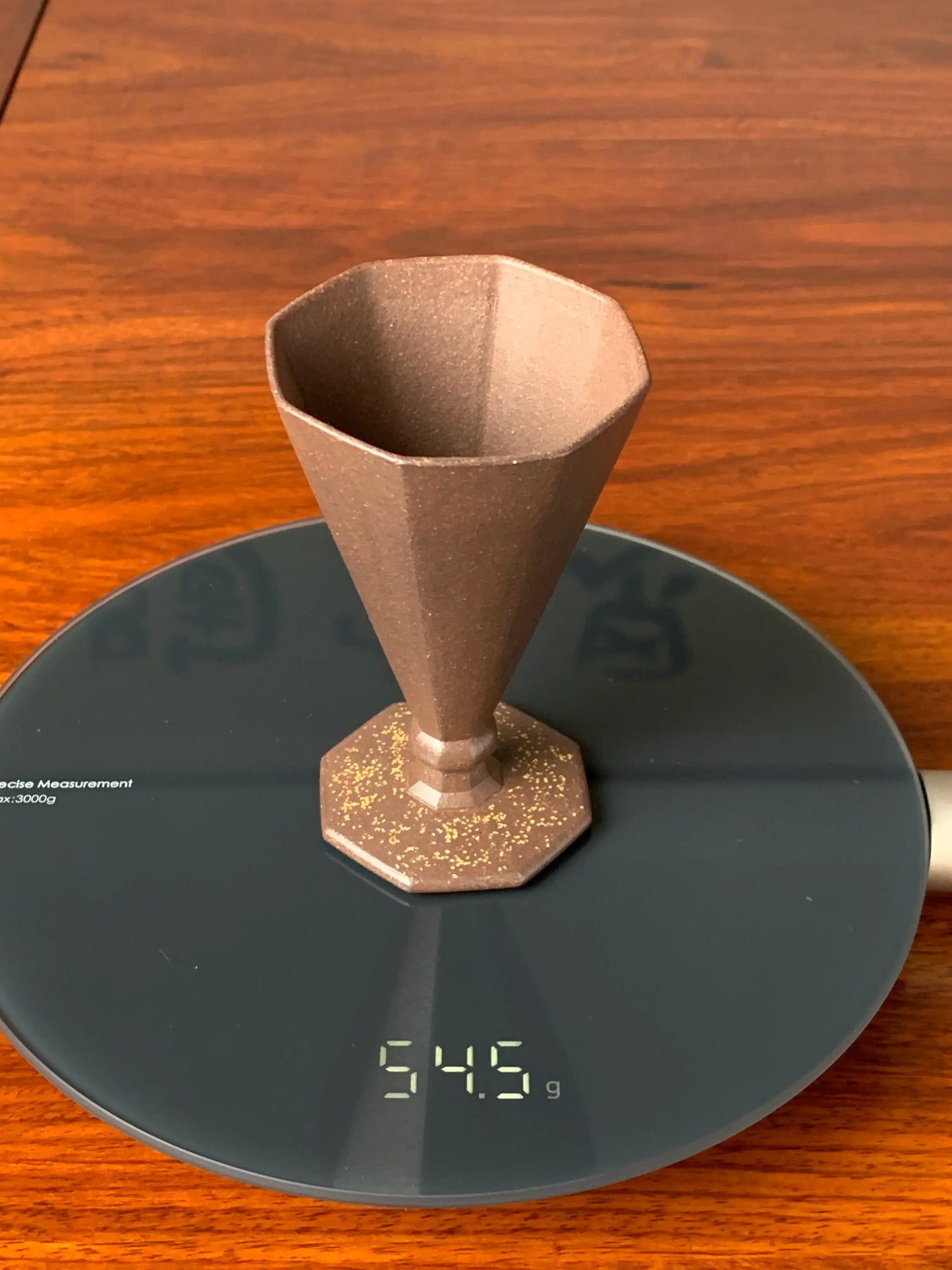 the weight of the vintage teacup is 54.5g