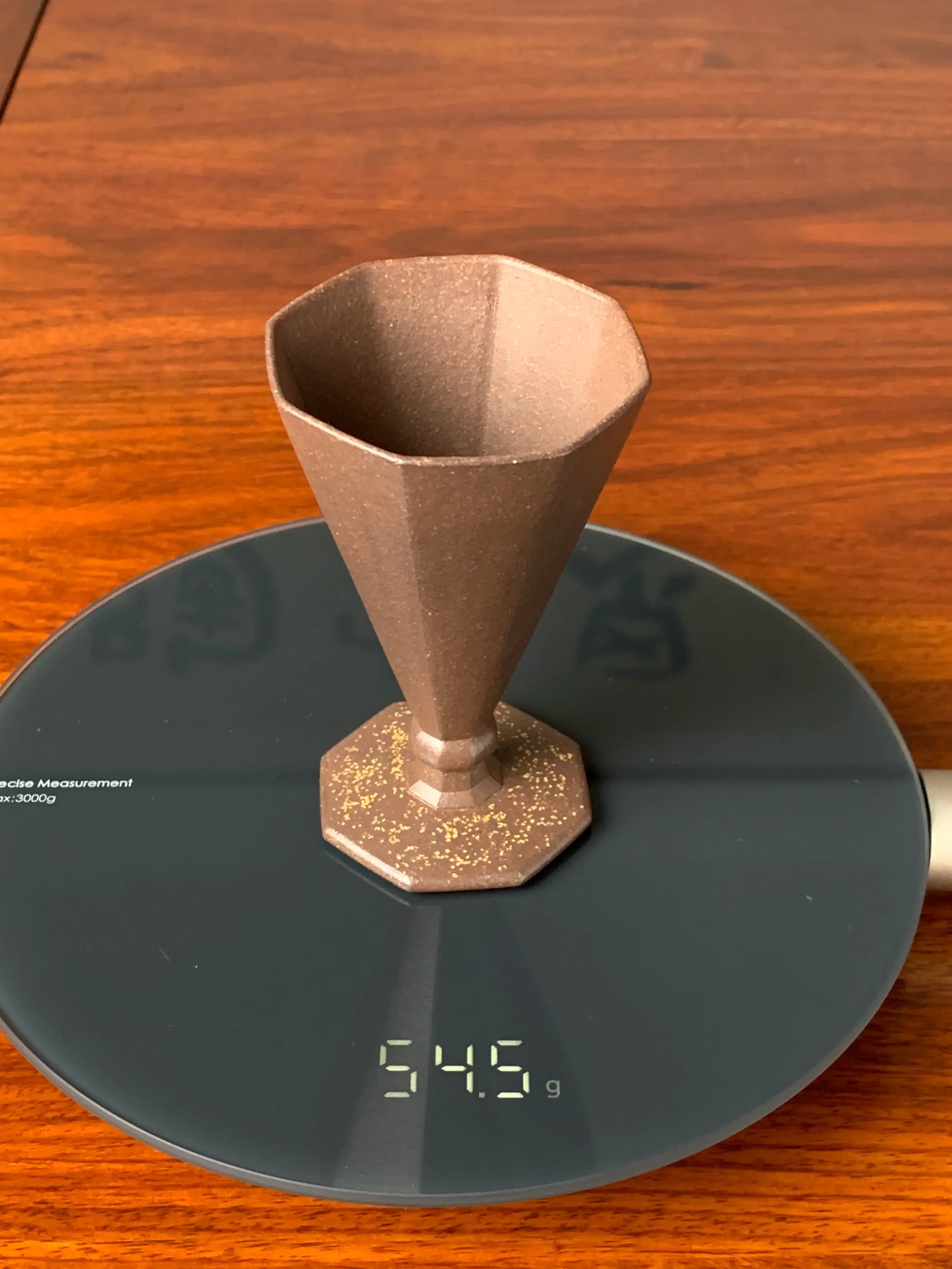 the weight of the vintage teacup is 54.5g