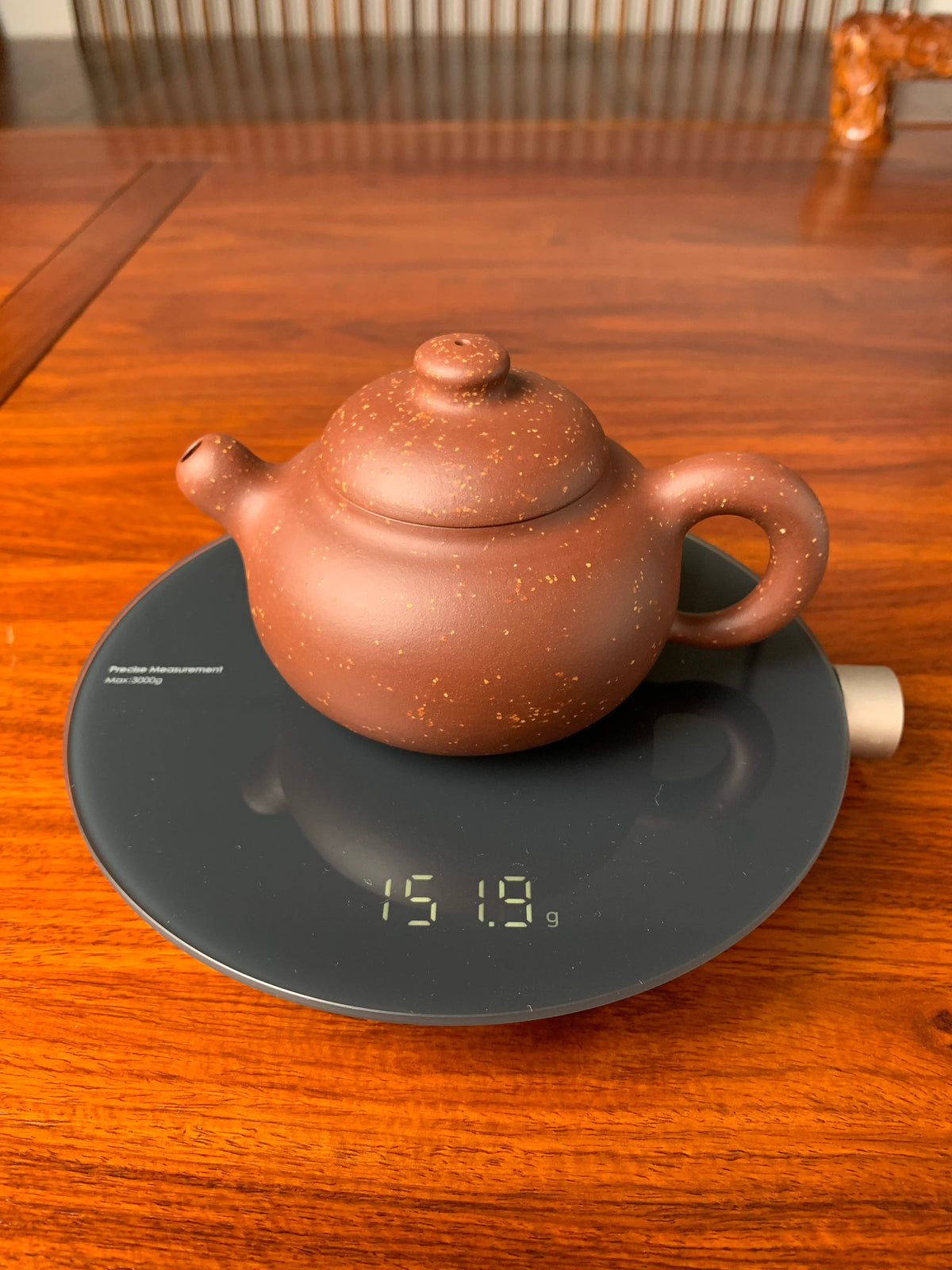 the weight of the yixing zisha clay teapot is 151g