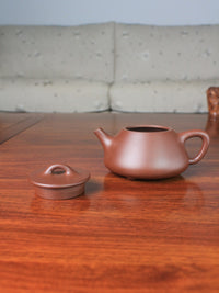 yi shing teapot shi piao handmade with yixing zisha clay