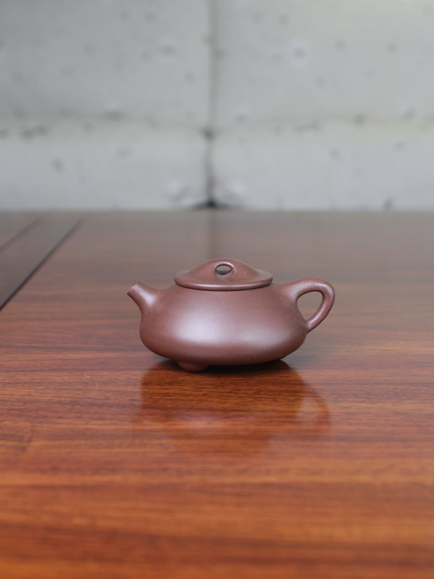 Yi sing teapot shi piao fully handmade by teapot artist