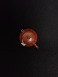 Yixing Teapot artwork Wen Dan top