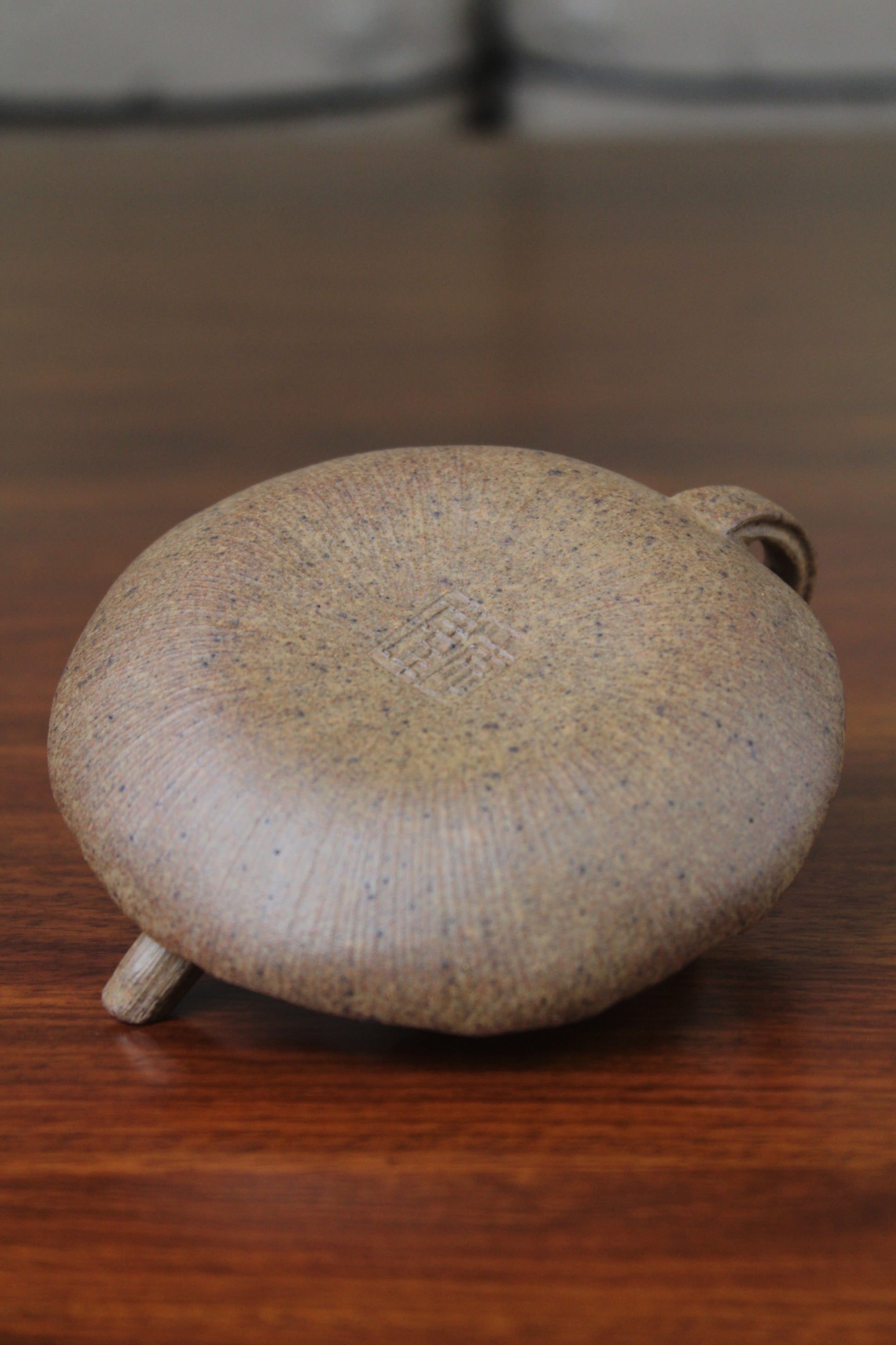 Bottom of the yixing clay teapot