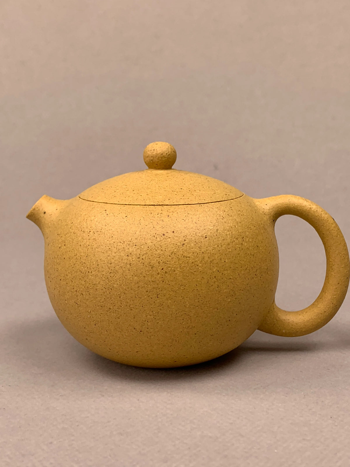 yixing tea pots xi shi on the table front view