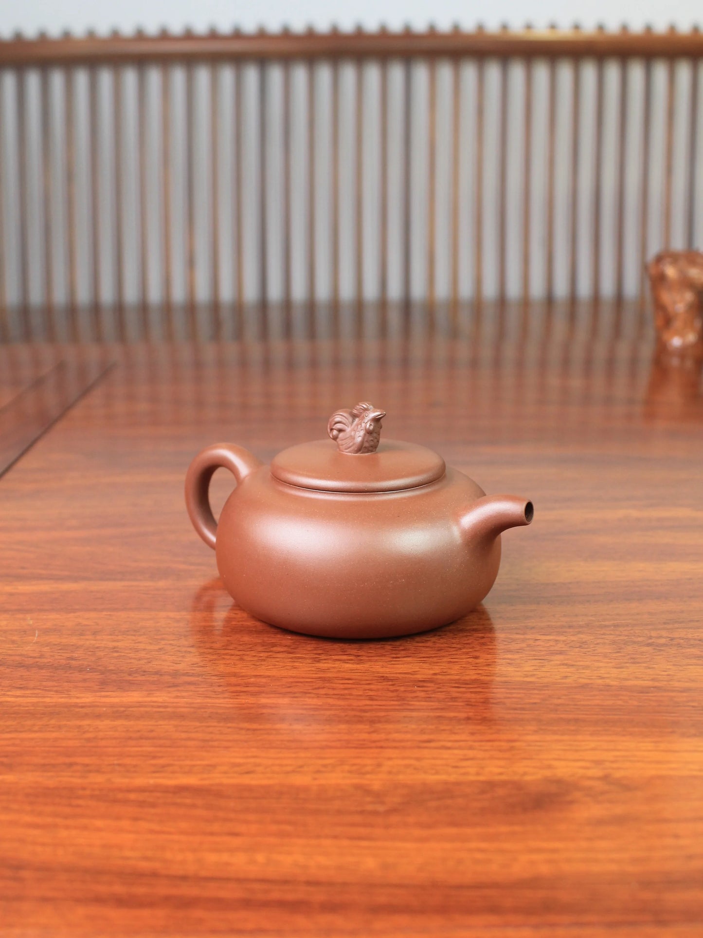 this is the yixing zisha teapot handmade by artist 