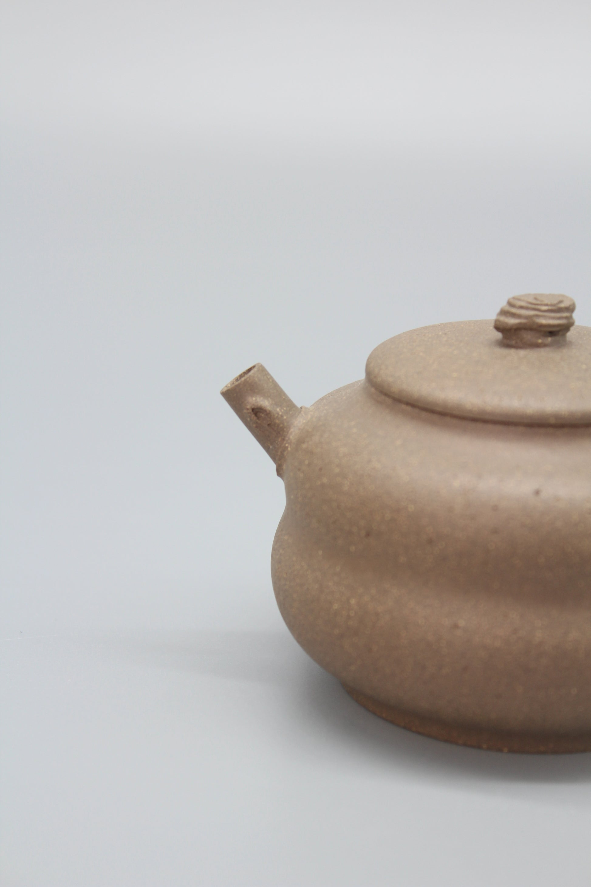 Artistic Yixing teapot mouth