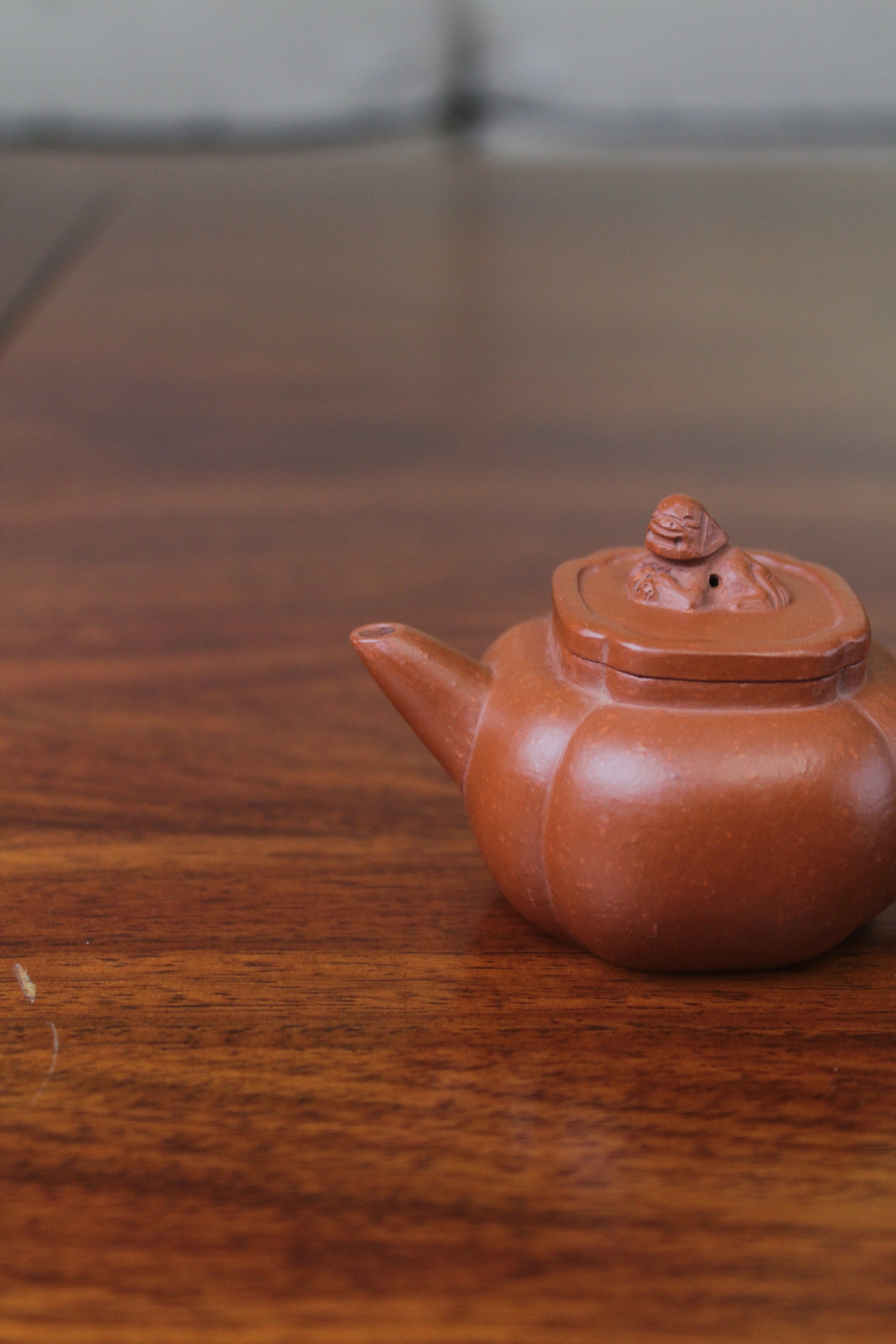 Spout of yixing teapot zhu ni shi qiu