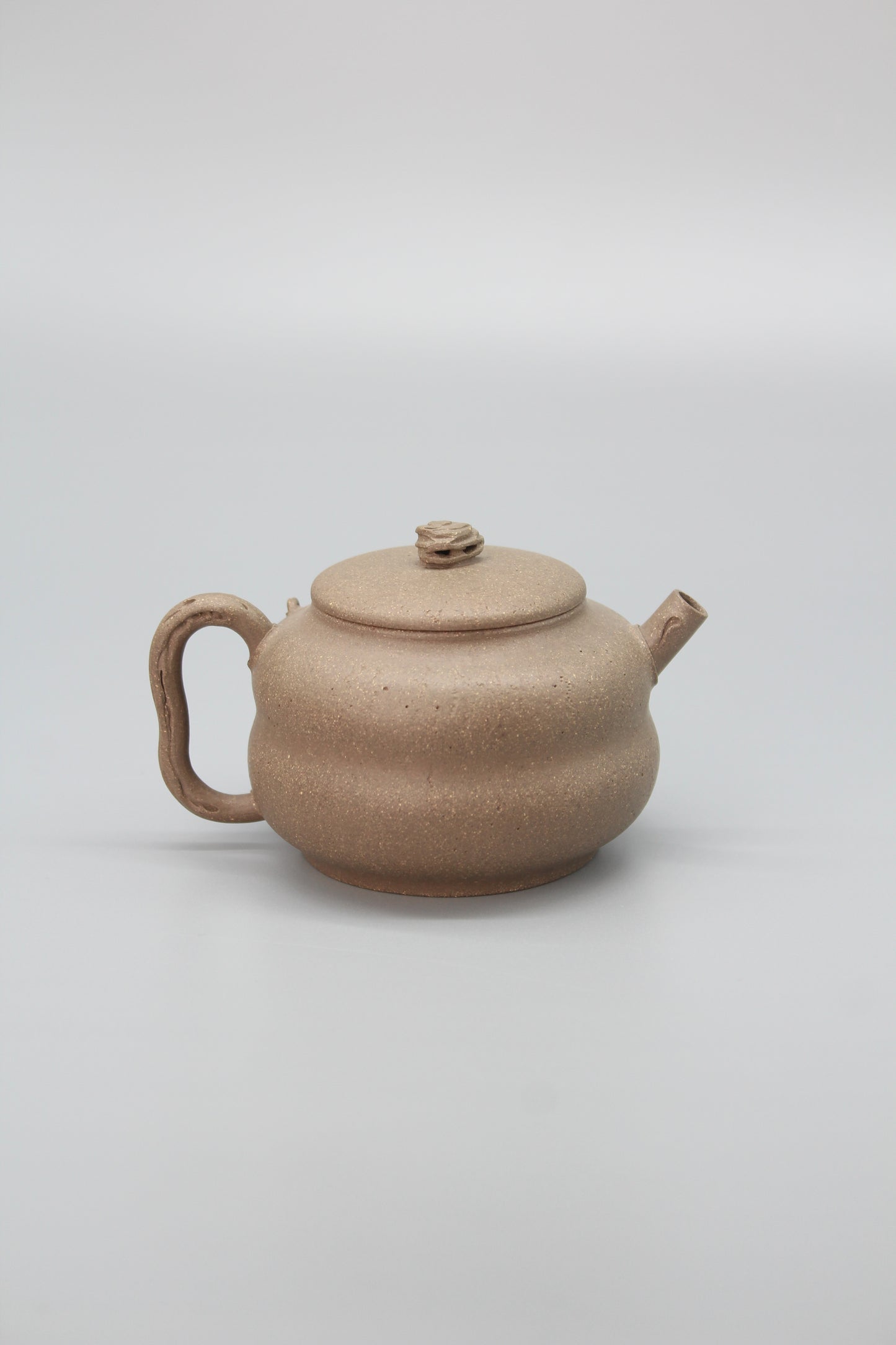 Artistic Yixing teapot back