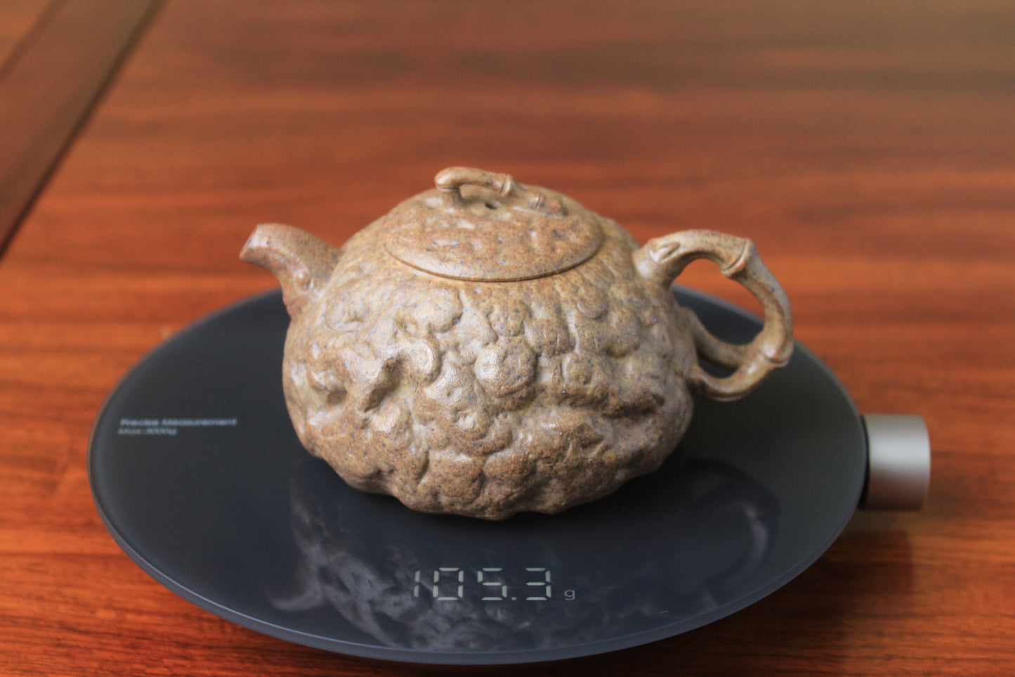 weight of yixing teapot gong chun fully handmade with purple clay