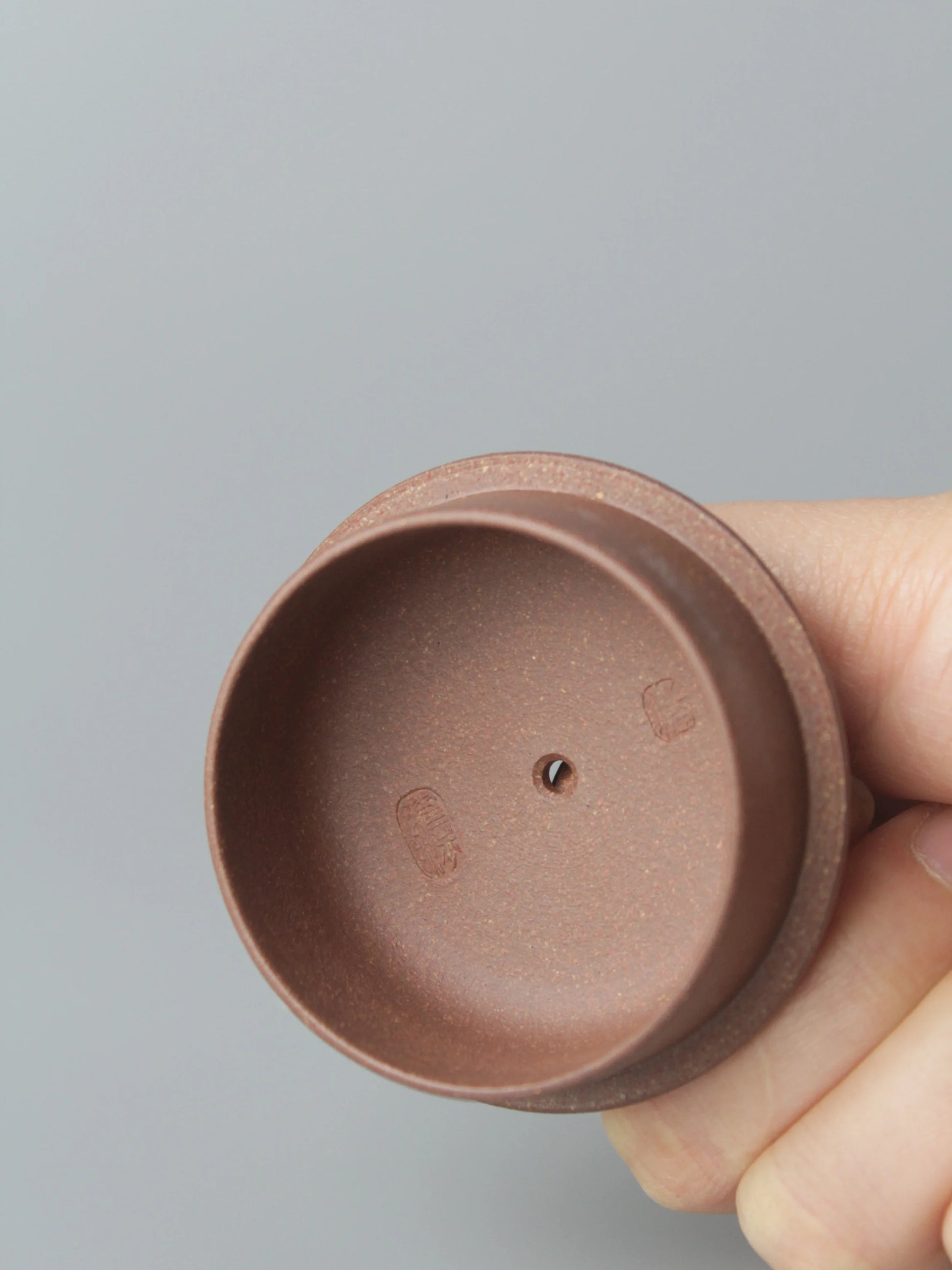 two yixing teapot marks in the lid