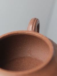 the inside of the yixing teapot