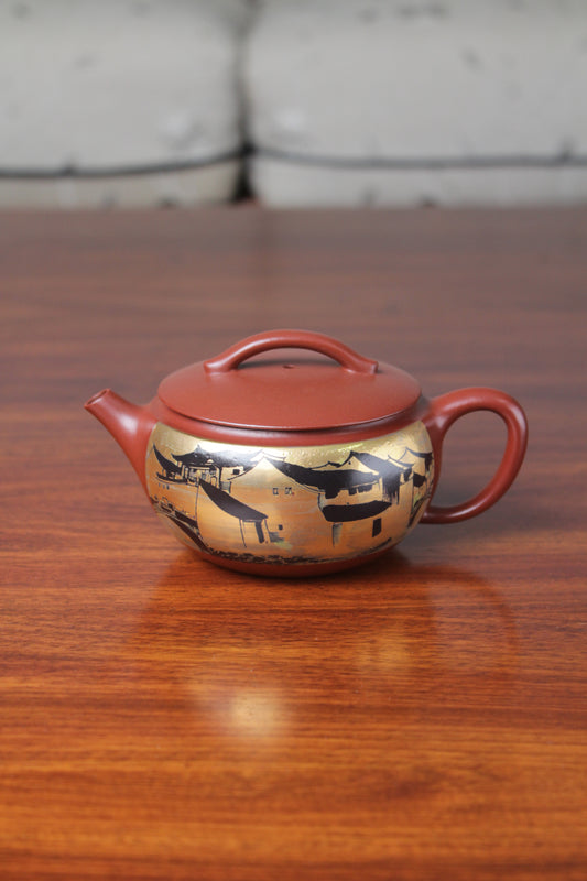 yixing teapot Han wa on the table