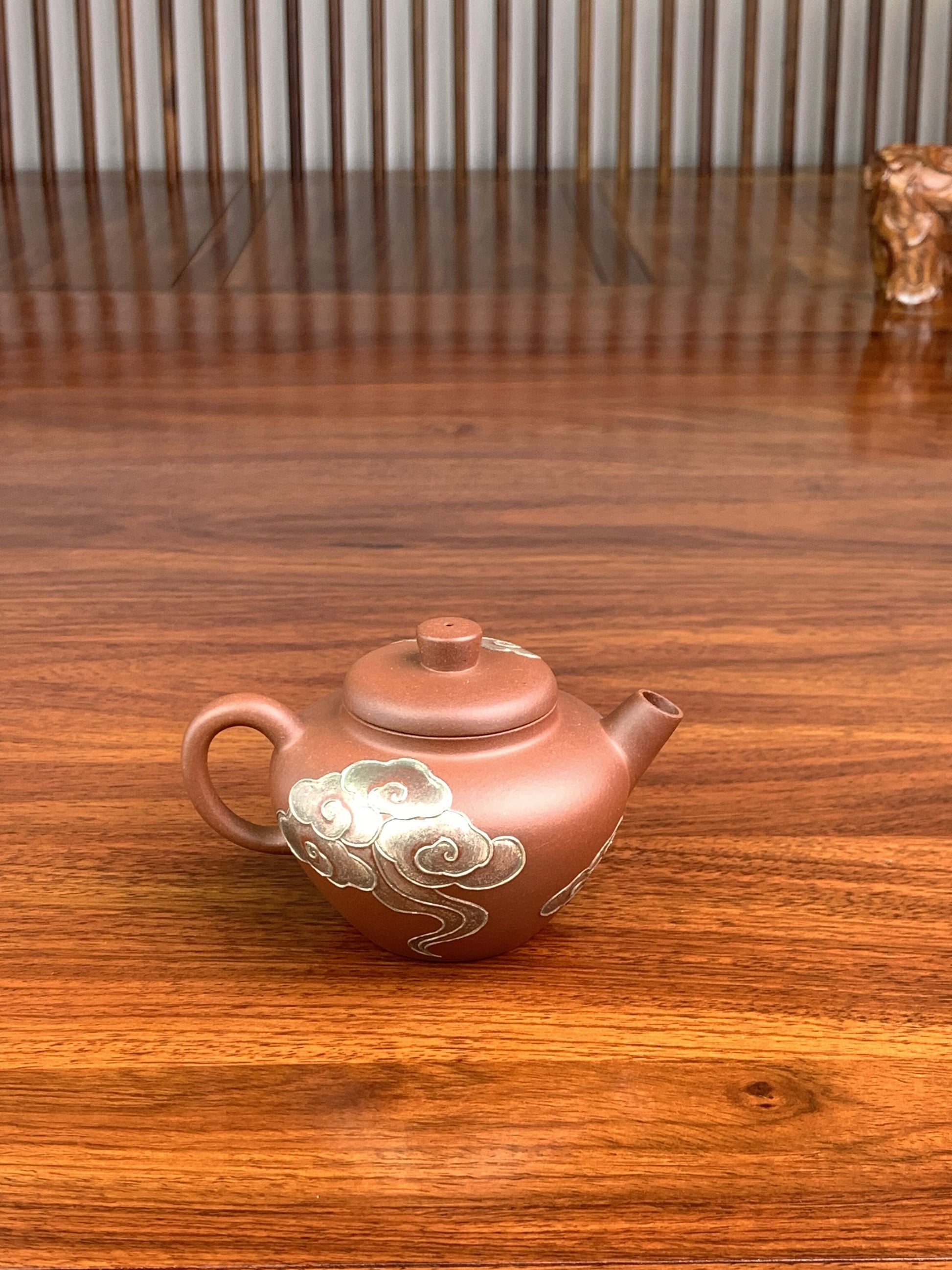 good craftsmanship yixing teapot on the table