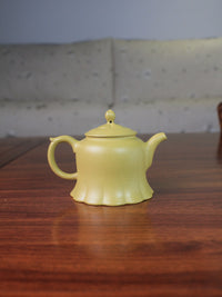 back of the ben shan lv ni yixing teapot for sale