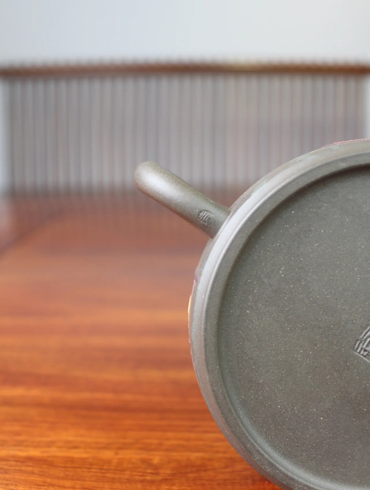 the handle mark of the teapot