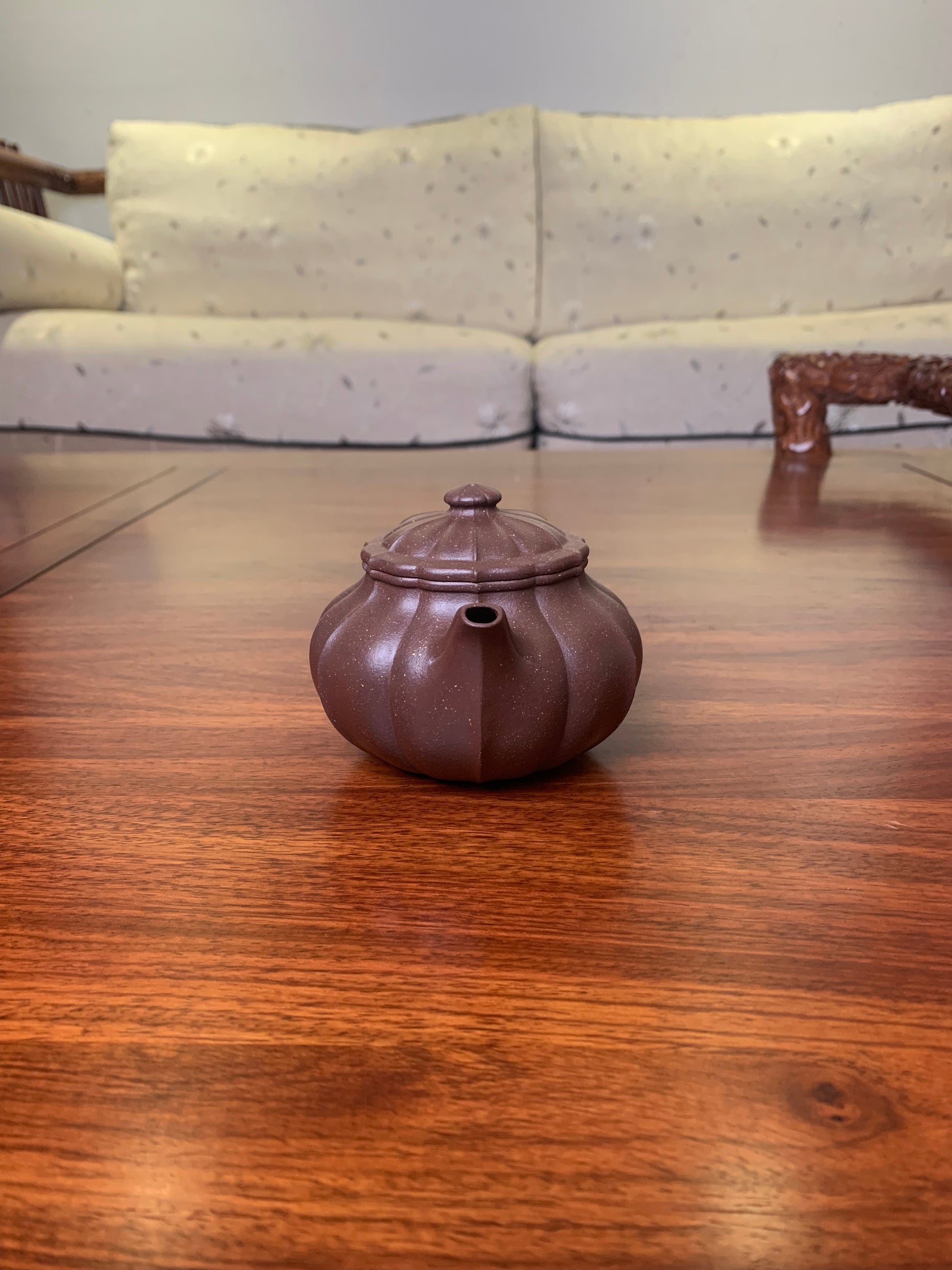 yixing teapot clay teapot with high quality .come from zisha art gallery