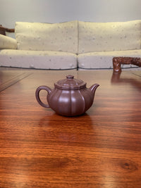 yixing teapot clay teapot with high quality .come from zisha art gallery