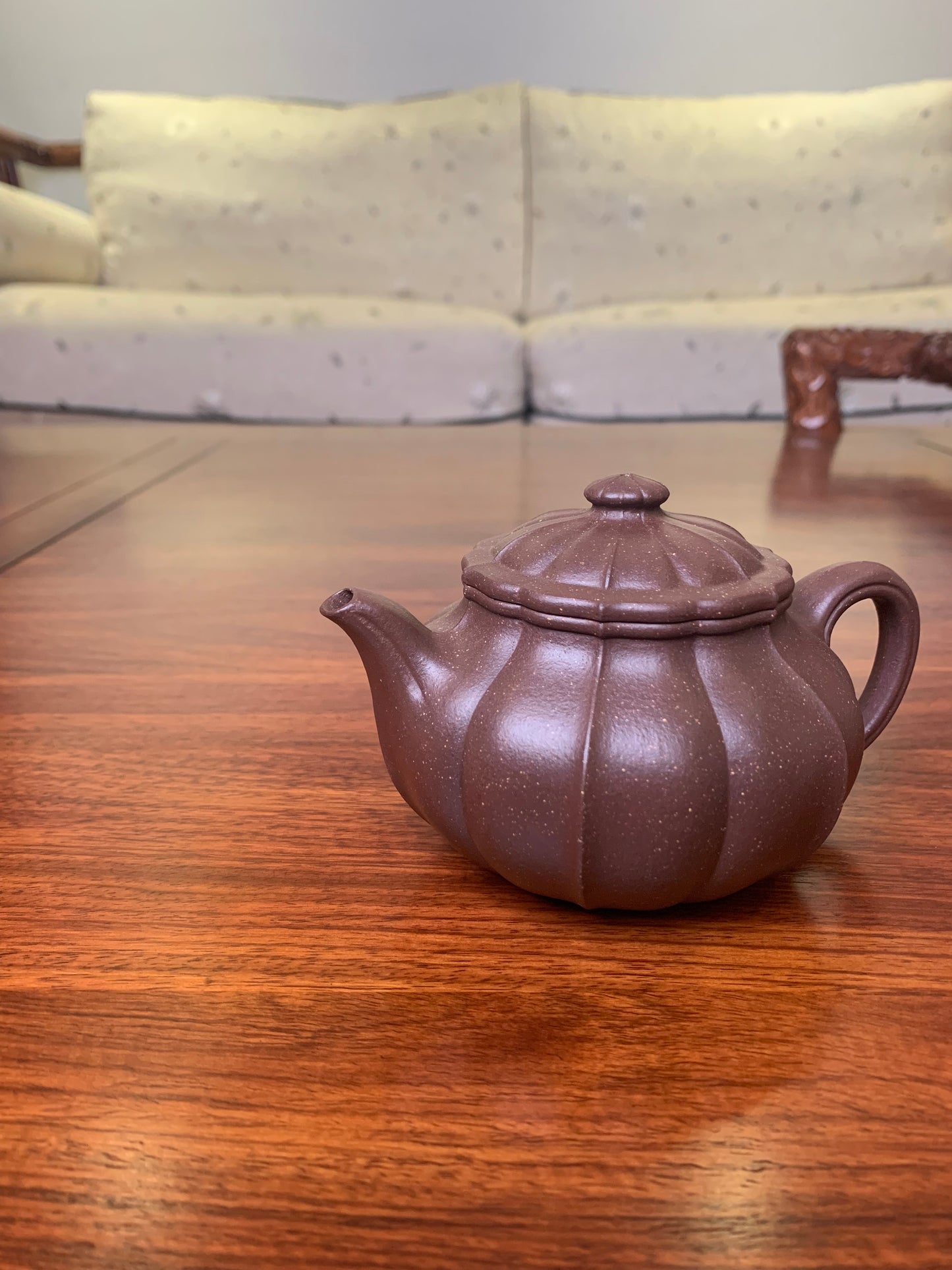 yixing teapot clay teapot with high quality .come from zisha art gallery