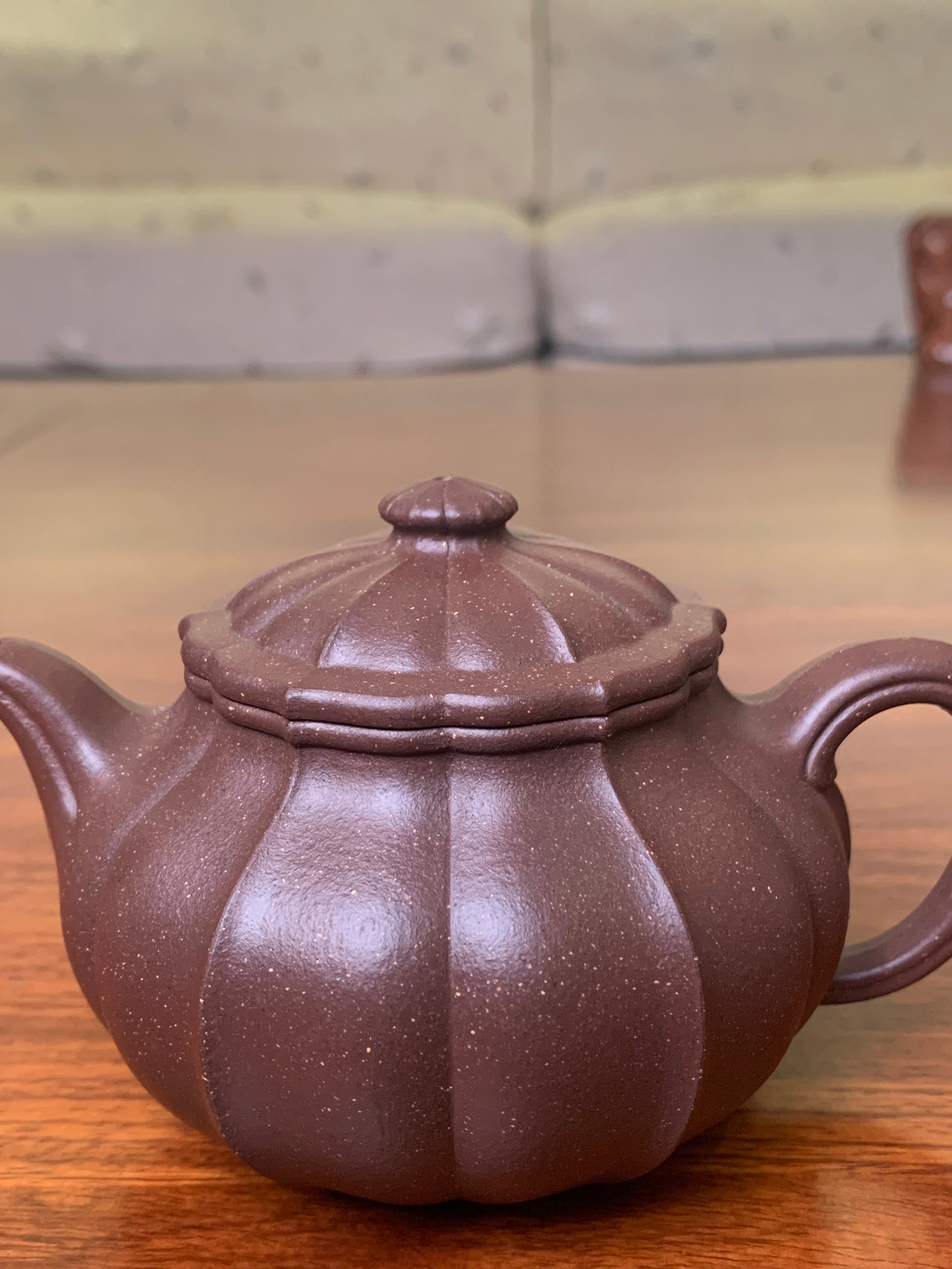 yixing teapot clay teapot with high quality .come from zisha art gallery