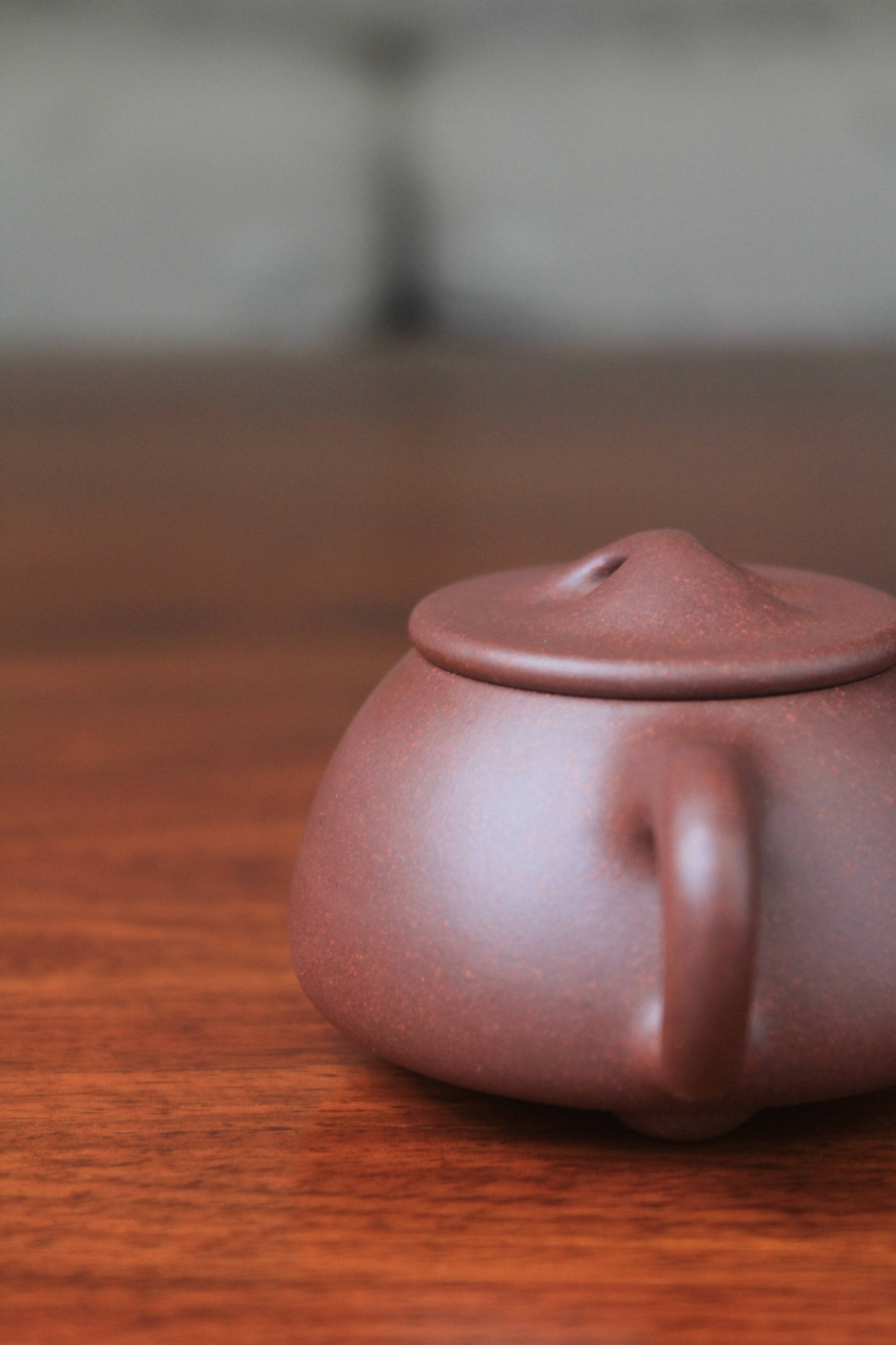 details of the collectible teapot