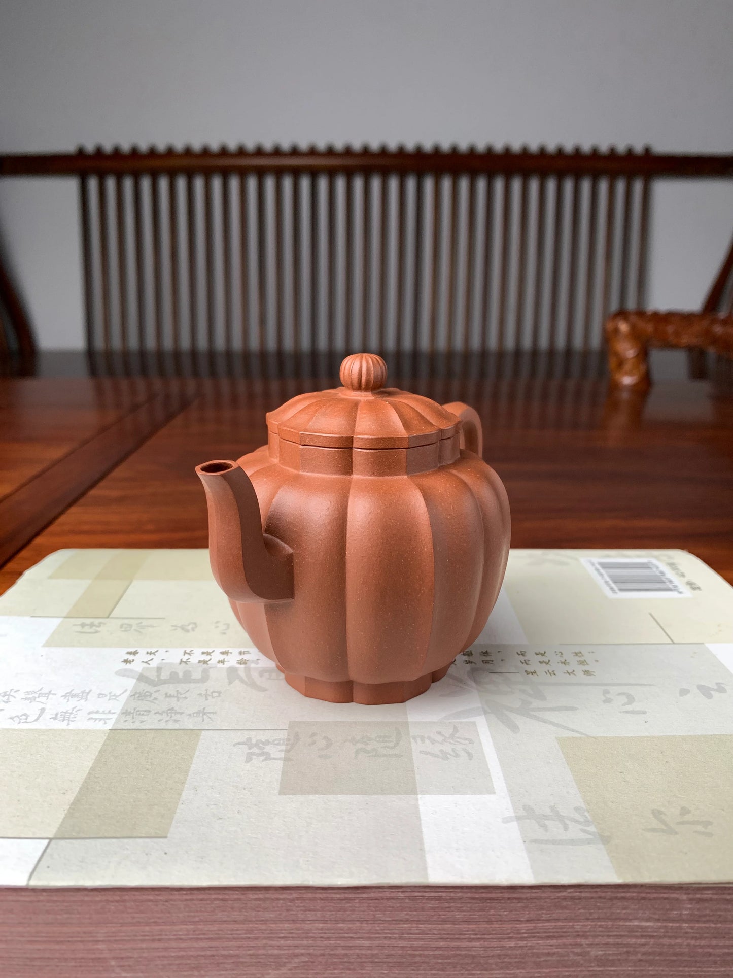 the right view of this yixing teapot handmade with authentic dicaoqing