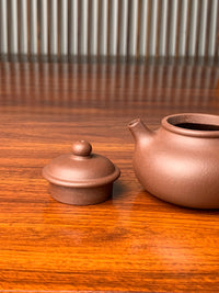 te lid and the spout of yixing zisha clay teapot rong tian