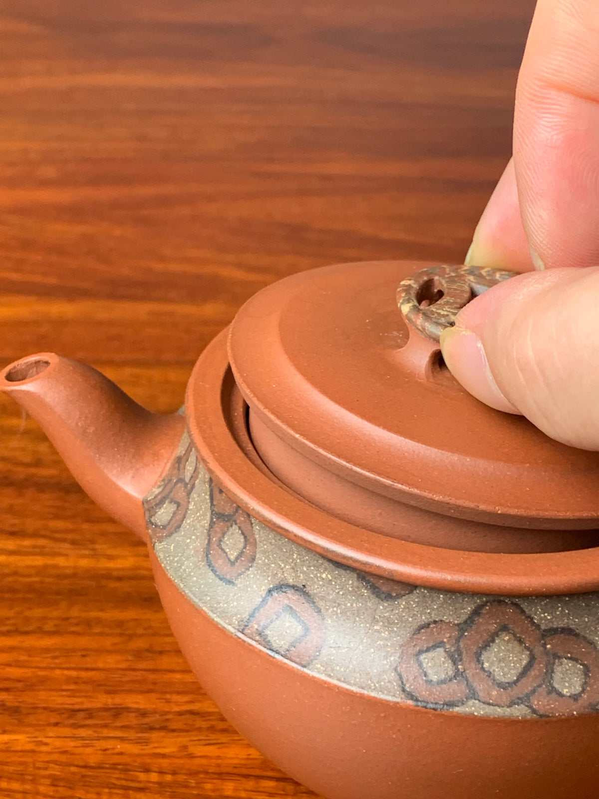 the lid and the mouth